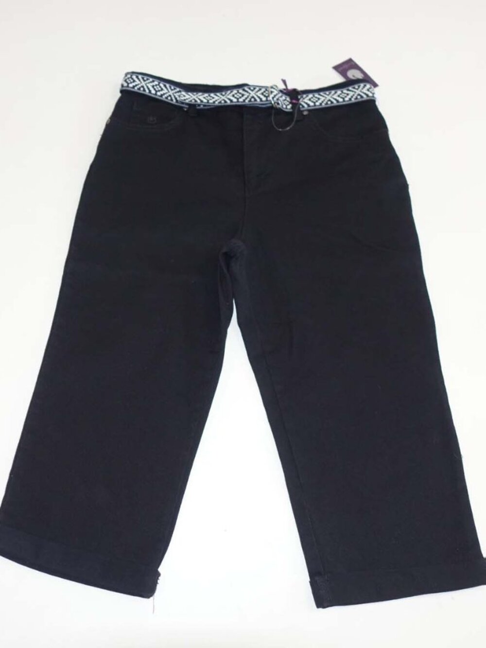Gloria Vanderbilt Women's Amanda Capri Jeans Size 8 NWT Black Mid Rise Stretch